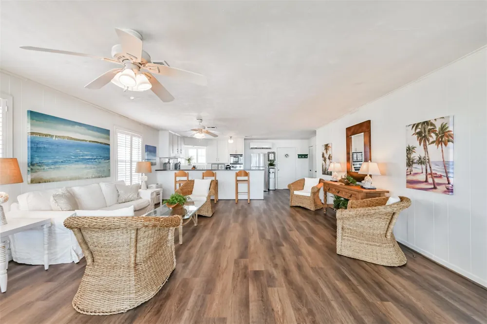 1521 John Street San Leon, TX 77539