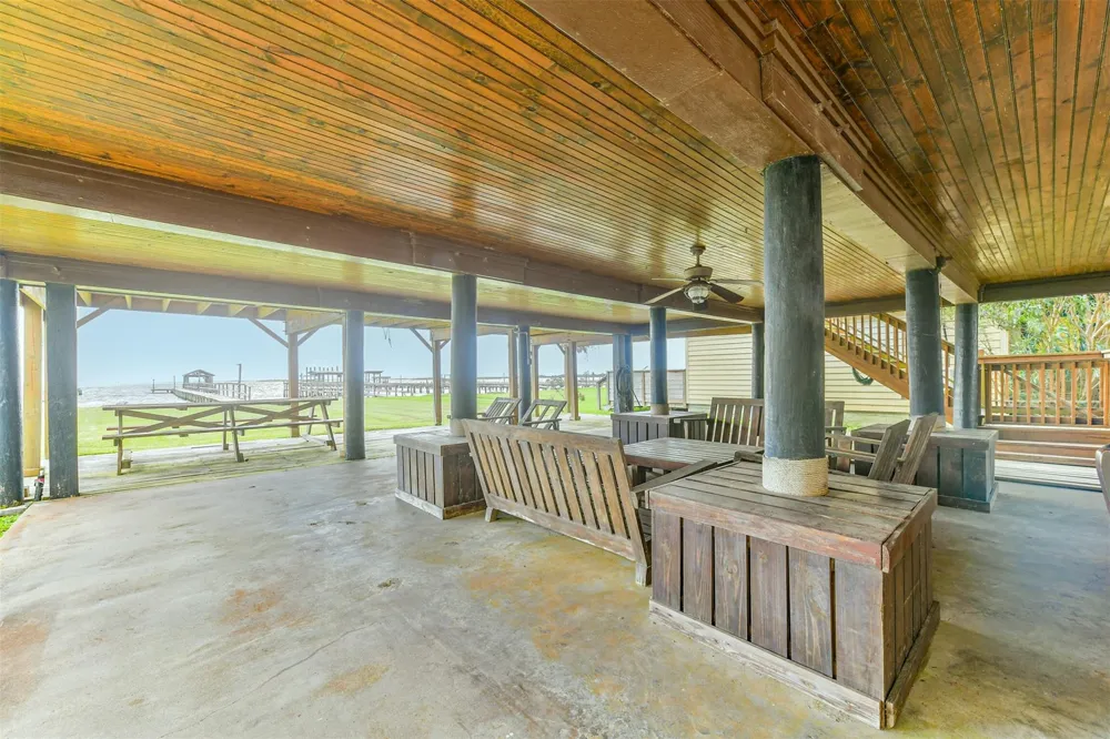 1521 John Street San Leon, TX 77539