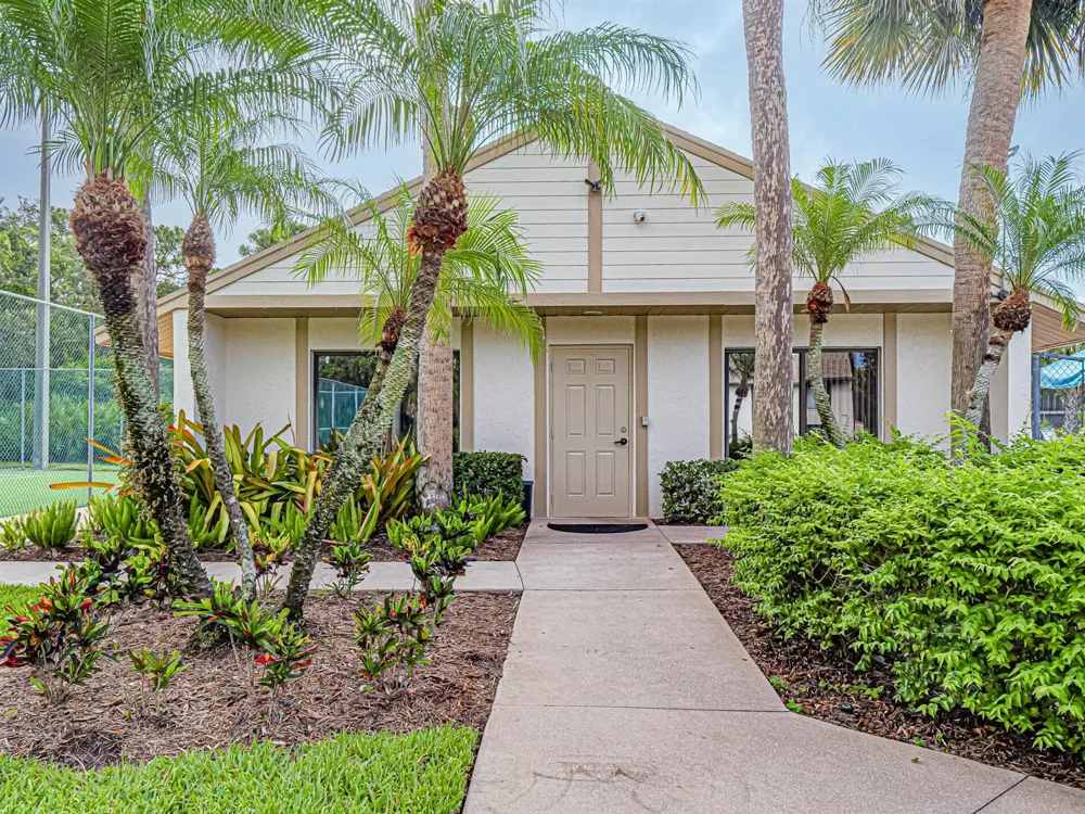 1605 SW Silver Pine Way Palm City, FL 34990