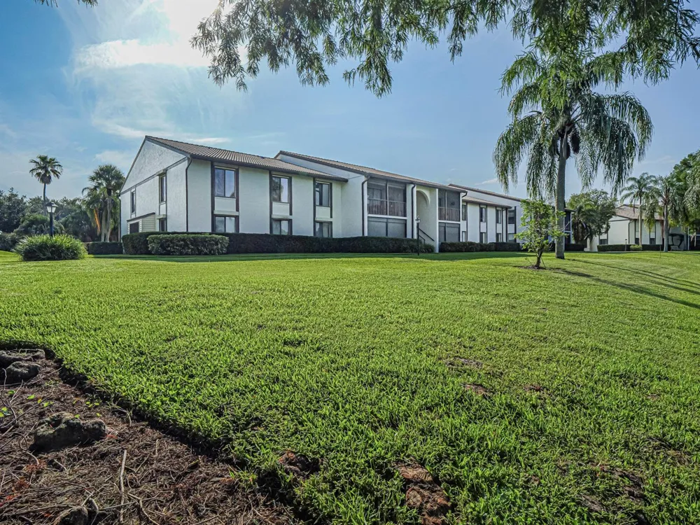 1605 SW Silver Pine Way Palm City, FL 34990