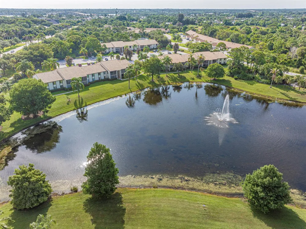 1605 SW Silver Pine Way Palm City, FL 34990