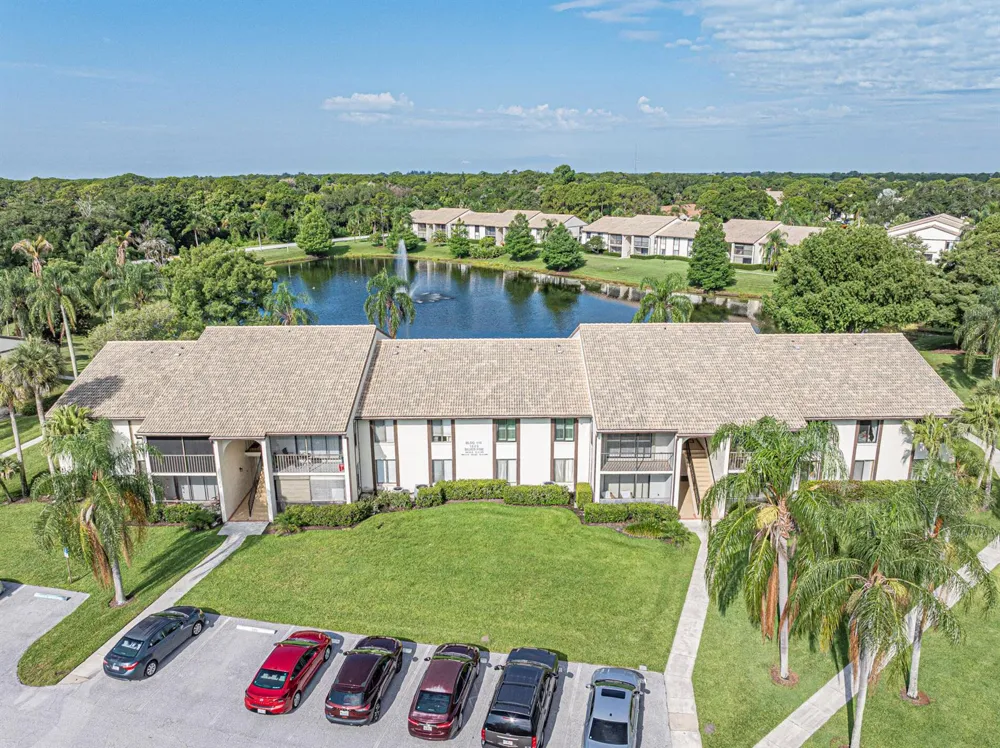 1605 SW Silver Pine Way Palm City, FL 34990