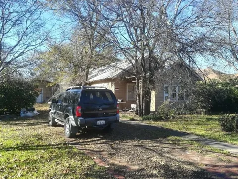 457 W Main Street