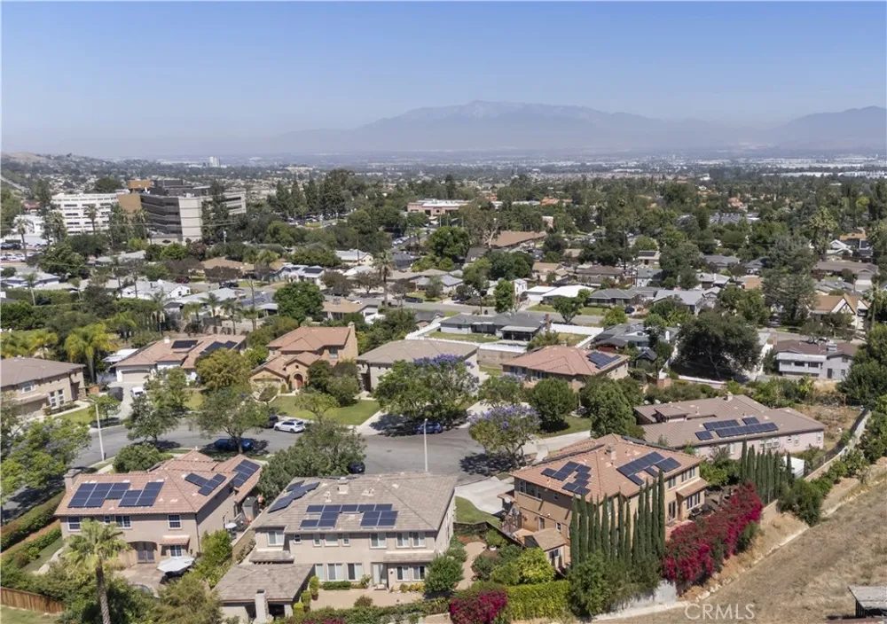 505 Acacia Court Redlands, CA 92373