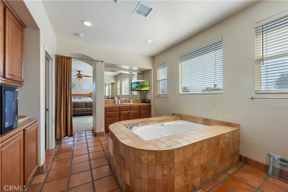 505 Acacia Court Redlands, CA 92373