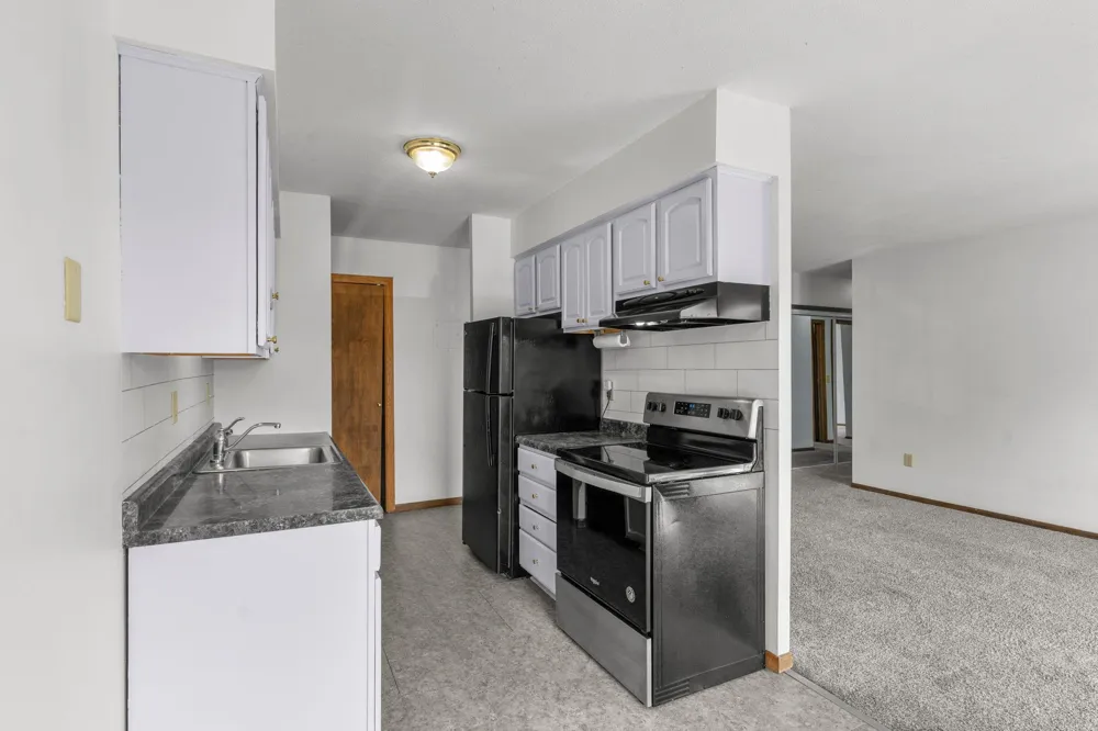 920 6th Street S #5 Hopkins, MN 55343