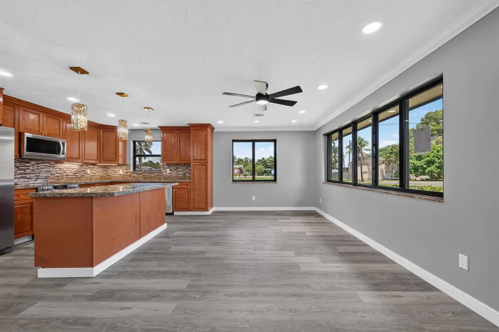 24 NW Avenue I Belle Glade, FL 33430