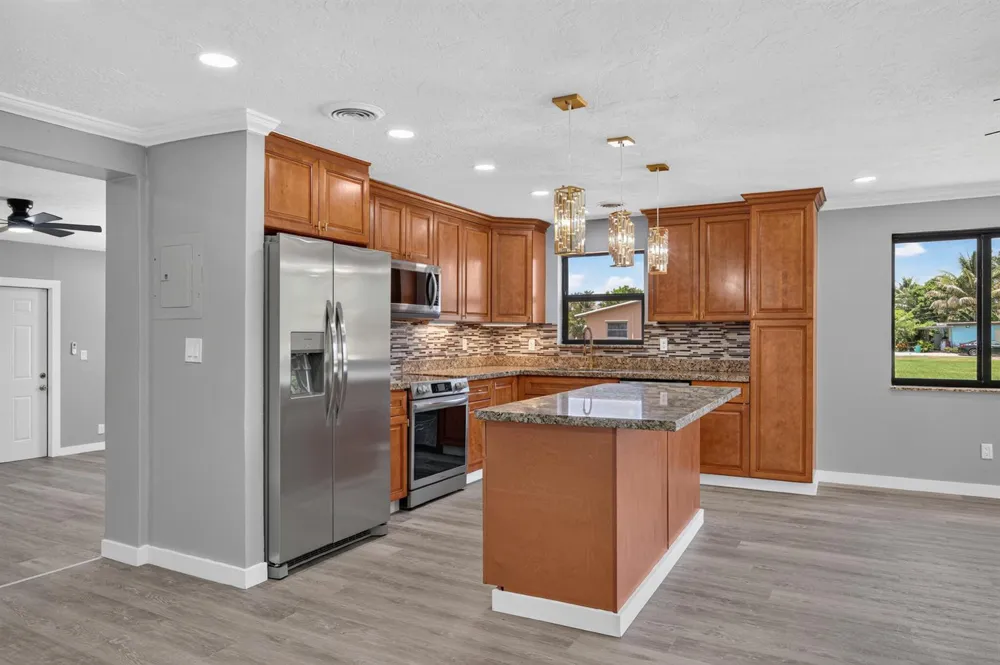 24 NW Avenue I Belle Glade, FL 33430