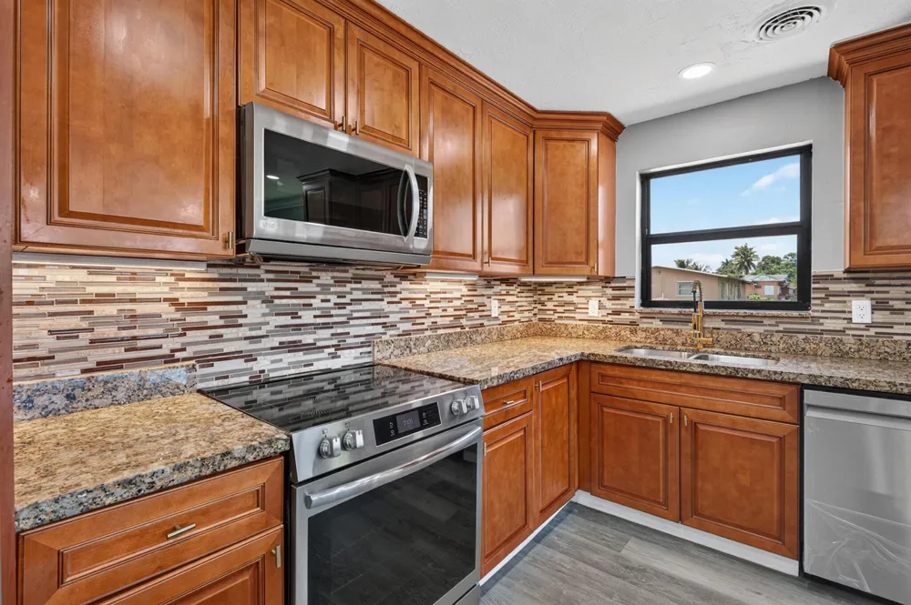 24 NW Avenue I Belle Glade, FL 33430