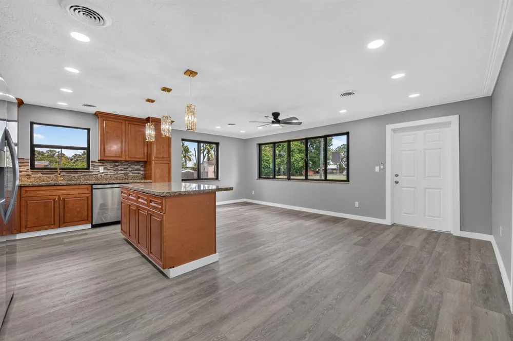 24 NW Avenue I Belle Glade, FL 33430