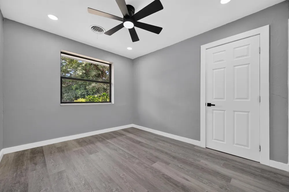 24 NW Avenue I Belle Glade, FL 33430