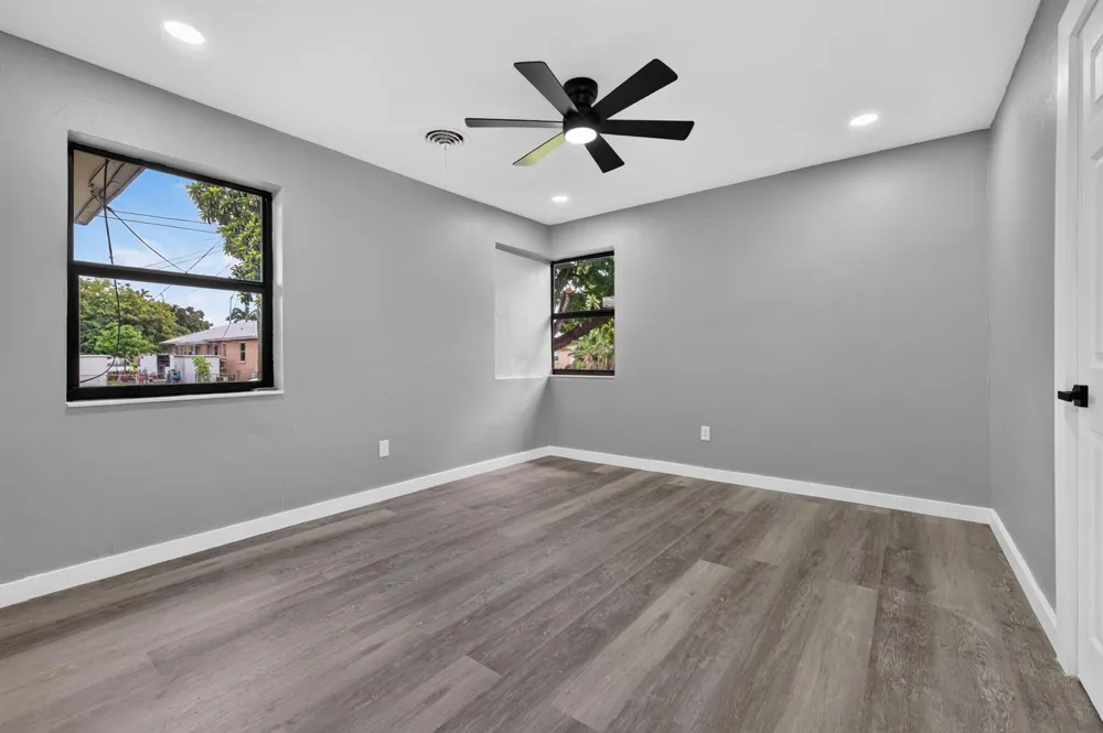 24 NW Avenue I Belle Glade, FL 33430