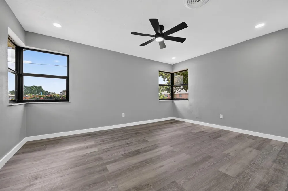 24 NW Avenue I Belle Glade, FL 33430