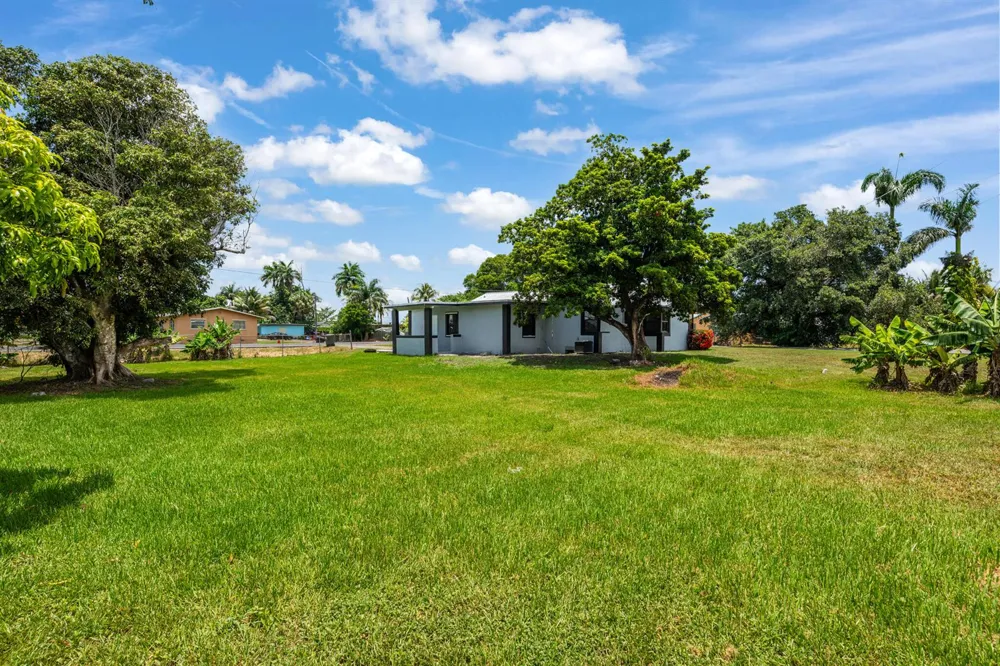 24 NW Avenue I Belle Glade, FL 33430