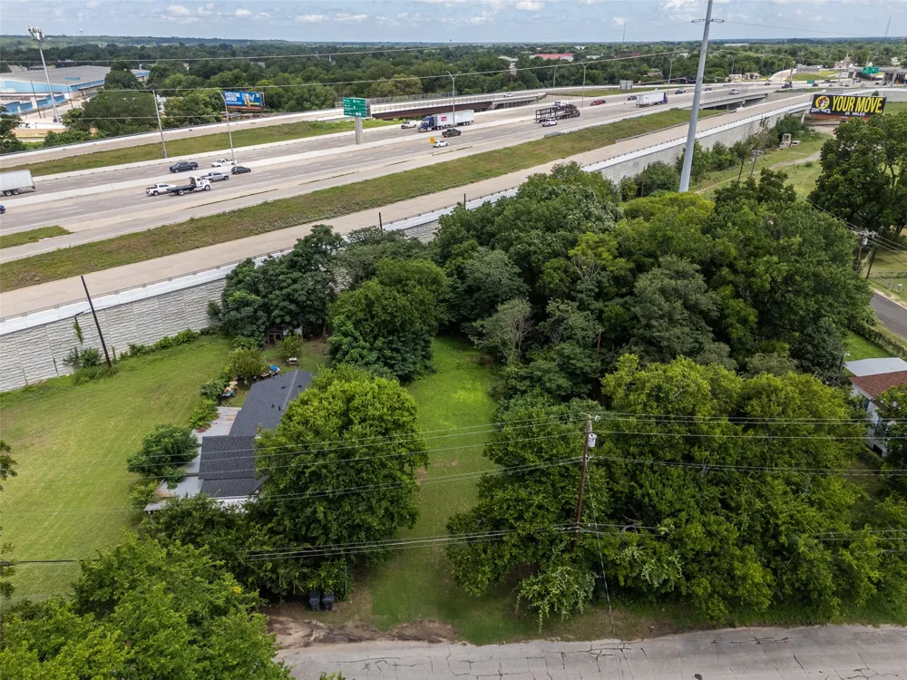 808 E Clay Street Waco, TX 76704