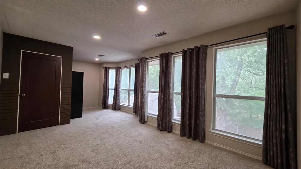 108 Indian Oaks Trail West Tawakoni, TX 75474
