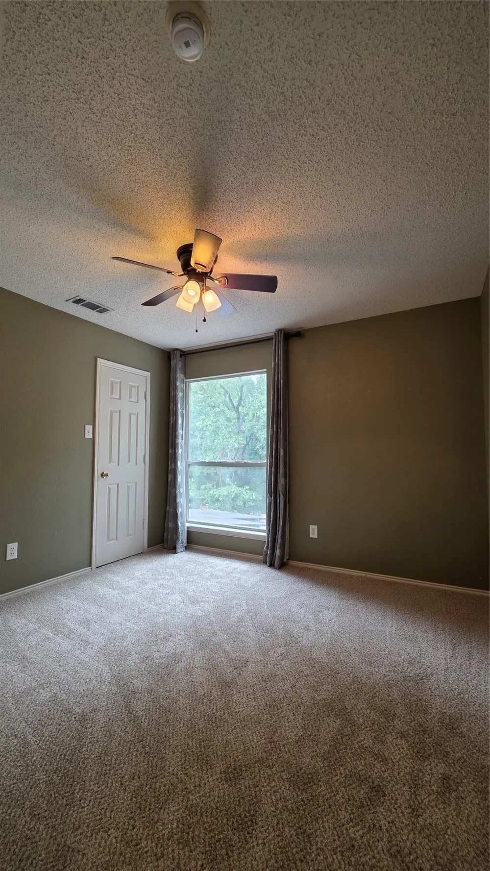 108 Indian Oaks Trail West Tawakoni, TX 75474