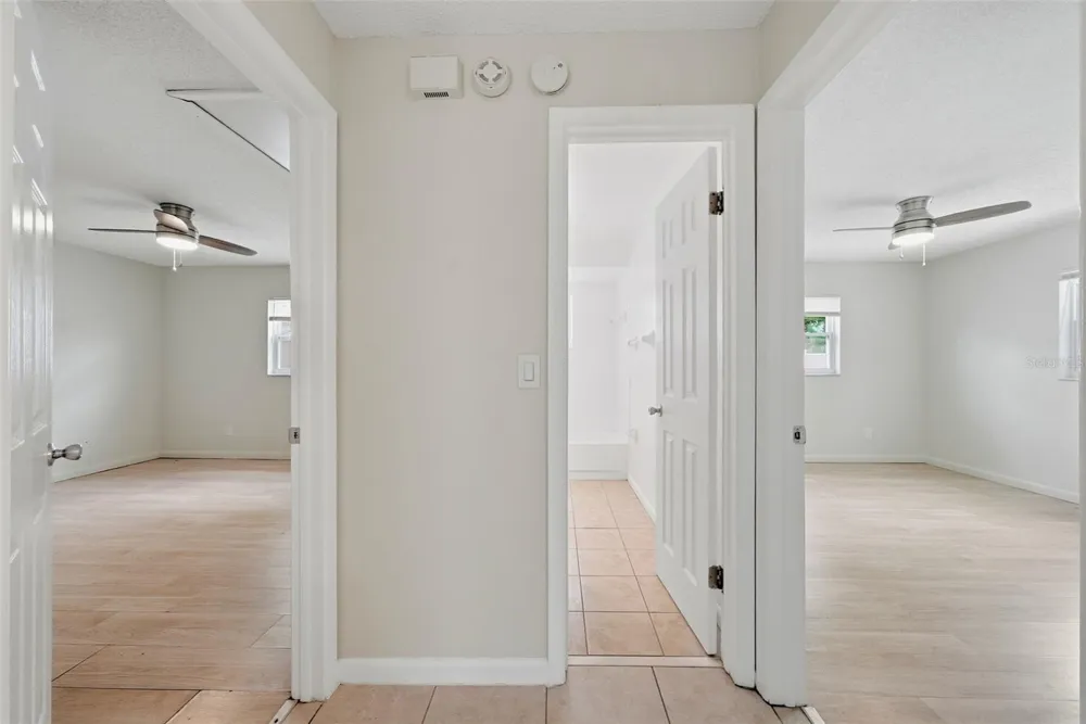 2564 42ND AVENUE St Petersburg, FL 33714