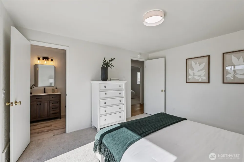 272 Prestwick Drive Camano Island, WA 98282