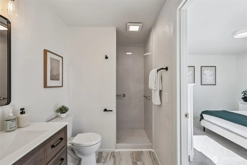 272 Prestwick Drive Camano Island, WA 98282