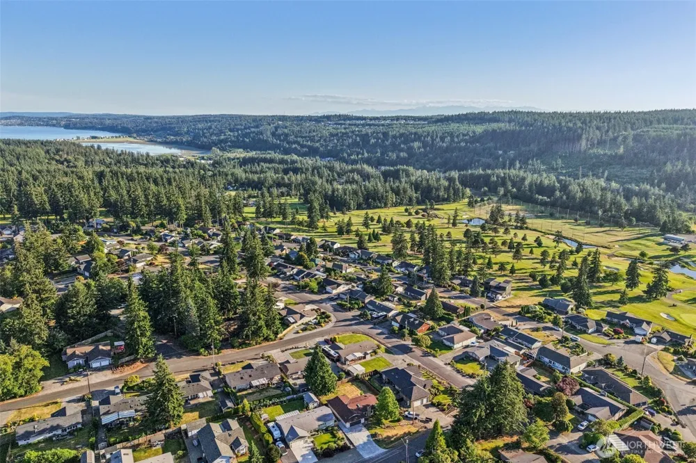 272 Prestwick Drive Camano Island, WA 98282