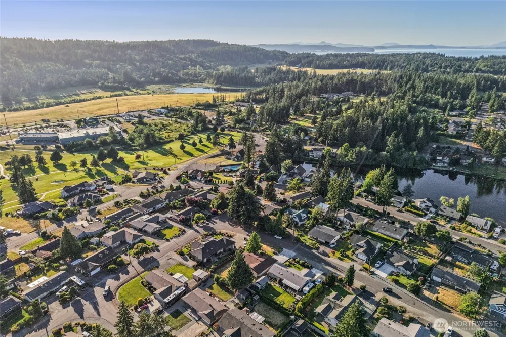 272 Prestwick Drive Camano Island, WA 98282