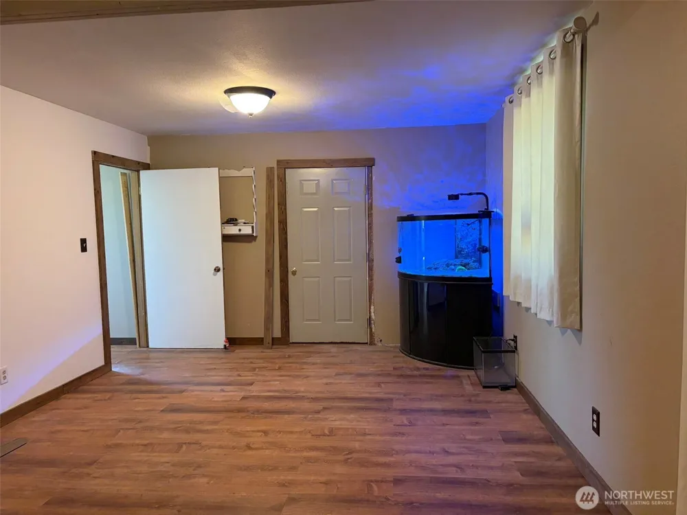 88 Little Bear Road Republic, WA 99166