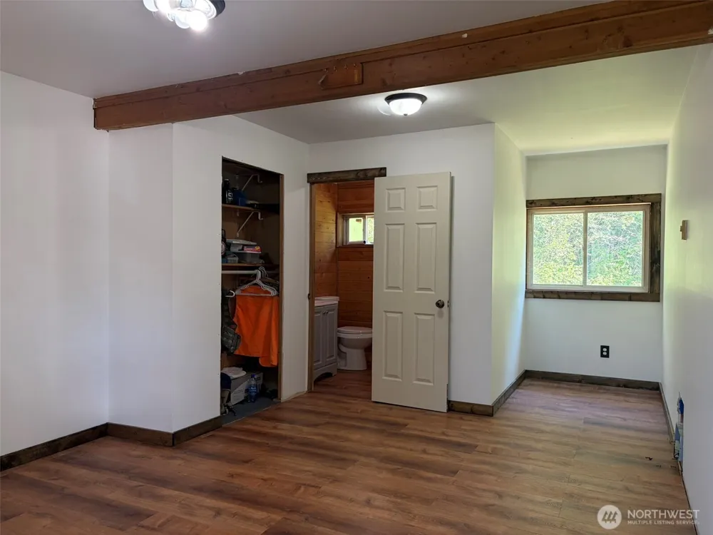 88 Little Bear Road Republic, WA 99166