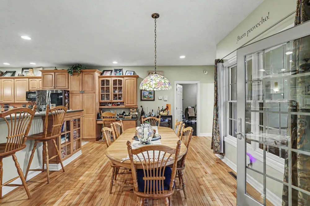 17830 Victors Lane Marshall, MI 49068