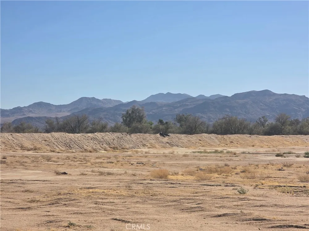 32398 Fort Cady Road Newberry Springs, CA 92365