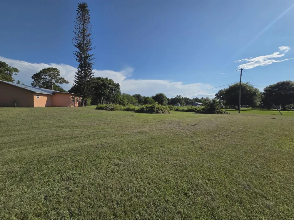 5959 Peterson Road Fort Pierce, FL 34947
