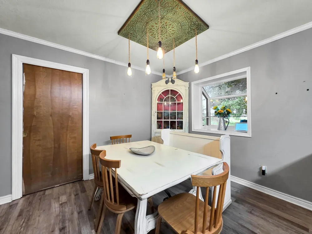 829 S Van Ostrand Avenue Winnie, TX 77665