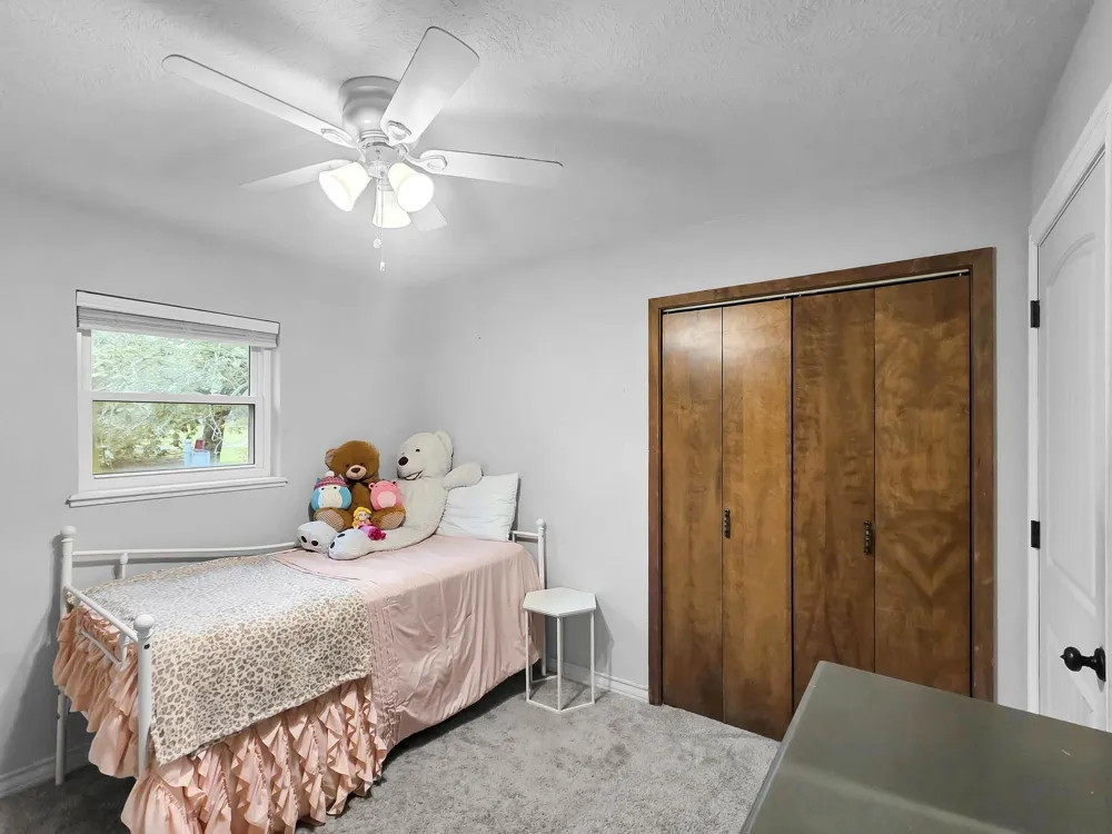829 S Van Ostrand Avenue Winnie, TX 77665