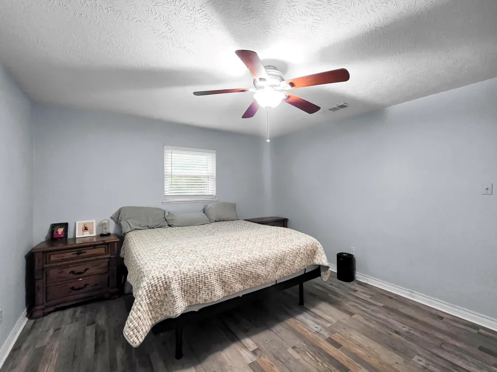 829 S Van Ostrand Avenue Winnie, TX 77665