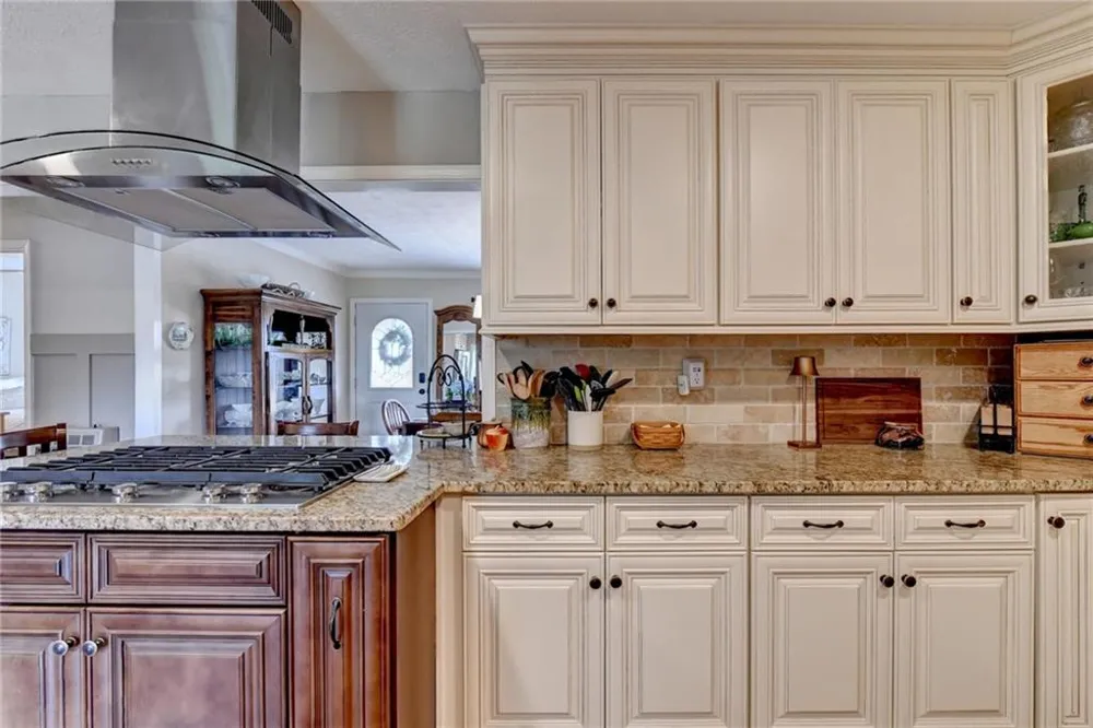 6474 Dahlonega Highway Clermont, GA 30527