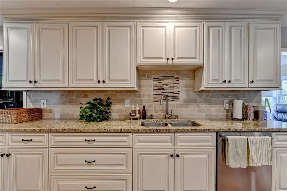 6474 Dahlonega Highway Clermont, GA 30527