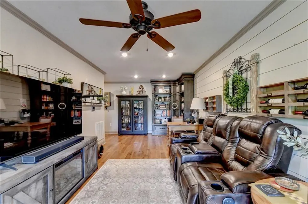 6474 Dahlonega Highway Clermont, GA 30527