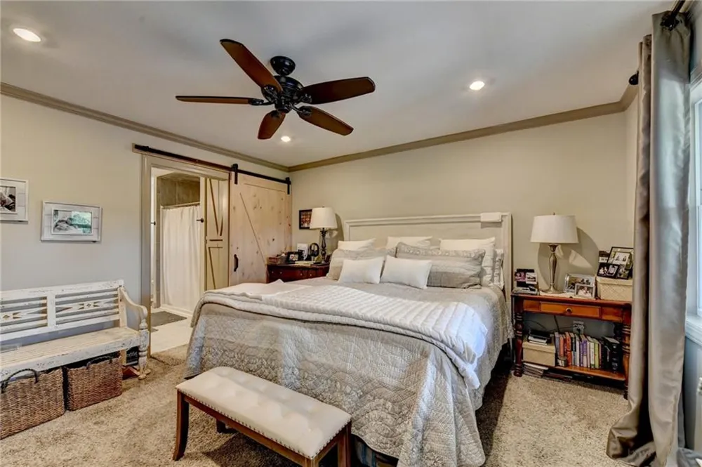 6474 Dahlonega Highway Clermont, GA 30527