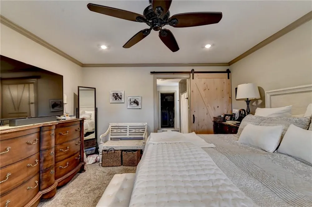 6474 Dahlonega Highway Clermont, GA 30527