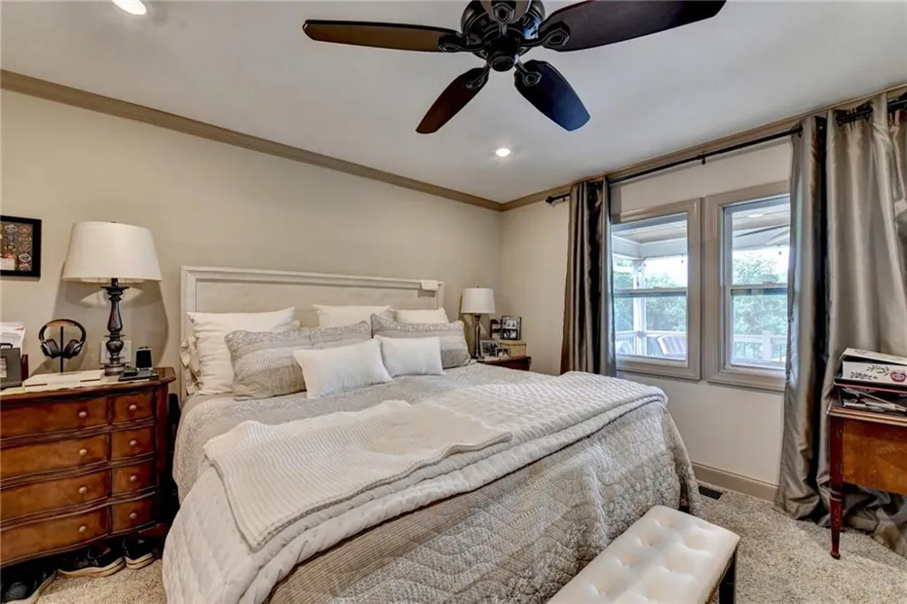 6474 Dahlonega Highway Clermont, GA 30527