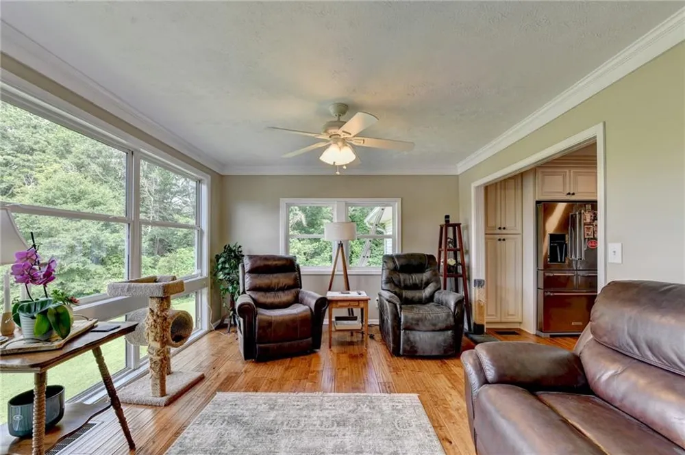 6474 Dahlonega Highway Clermont, GA 30527