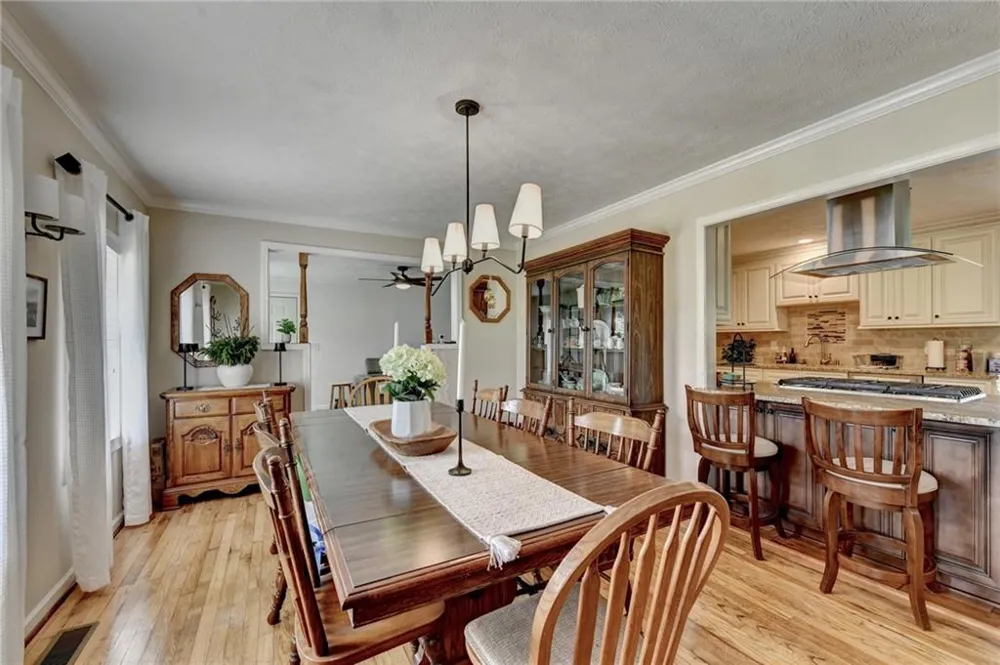6474 Dahlonega Highway Clermont, GA 30527