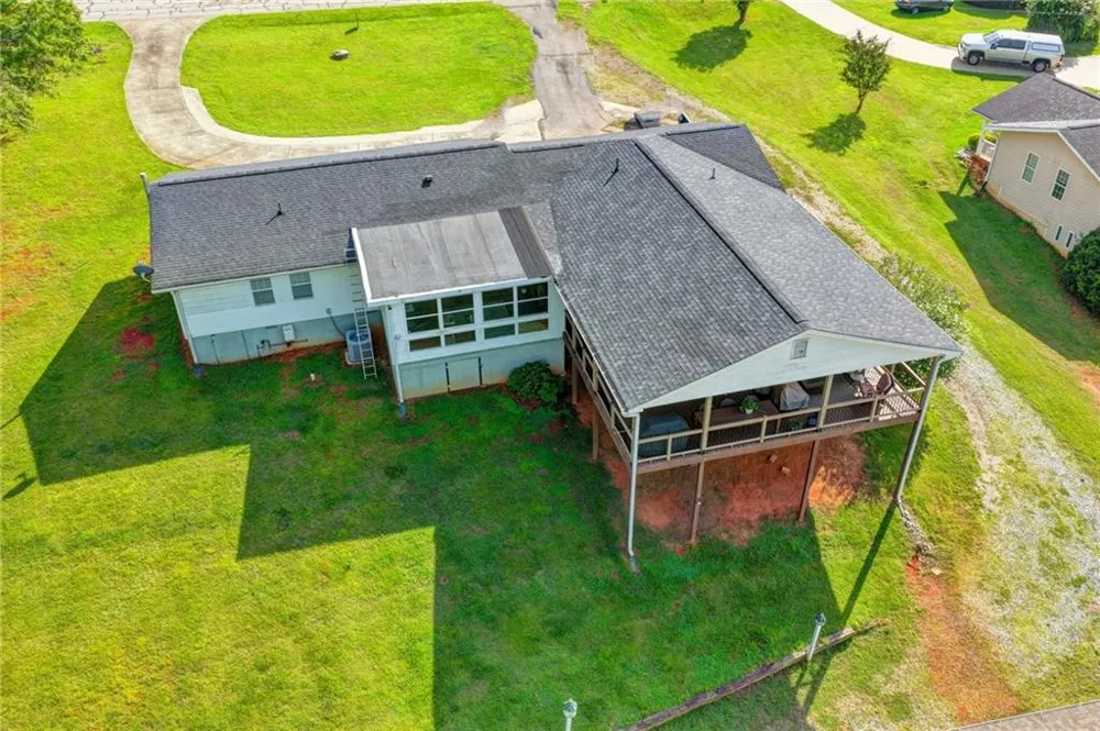 6474 Dahlonega Highway Clermont, GA 30527