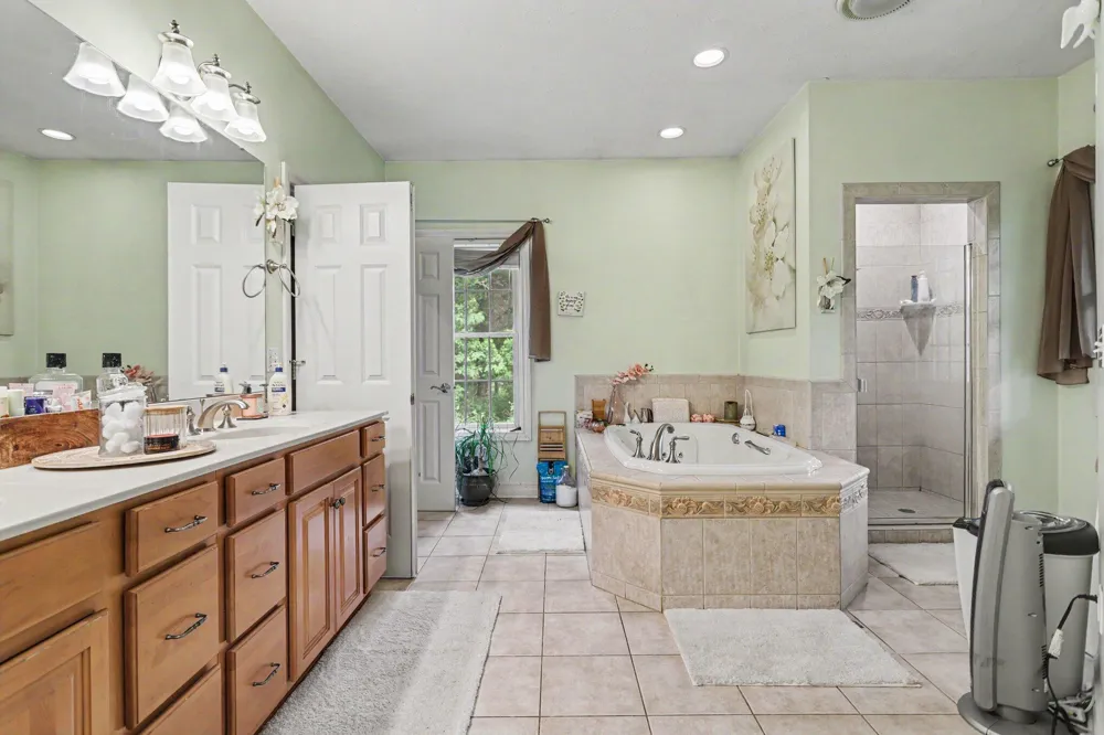 17830 Victors Lane Marshall Township, MI 49068