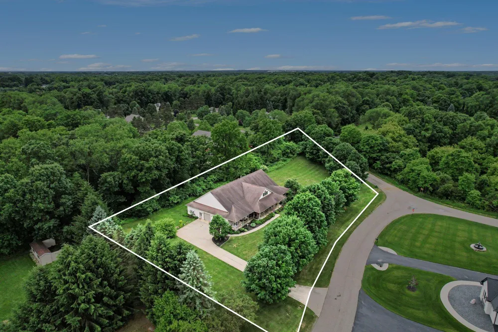 17830 Victors Lane Marshall Township, MI 49068