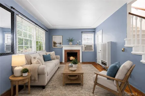 527 E Maple