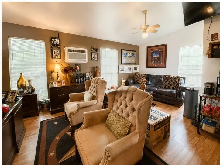 163 Arapaho Quitman, TX 75783