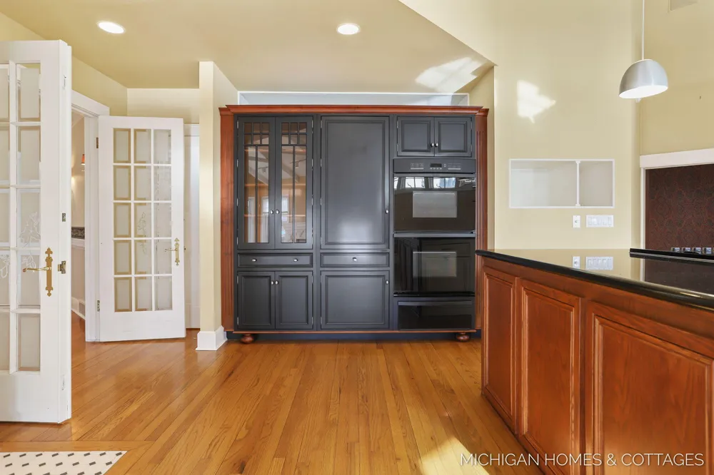 714 Shore Drive Park Township, MI 49424