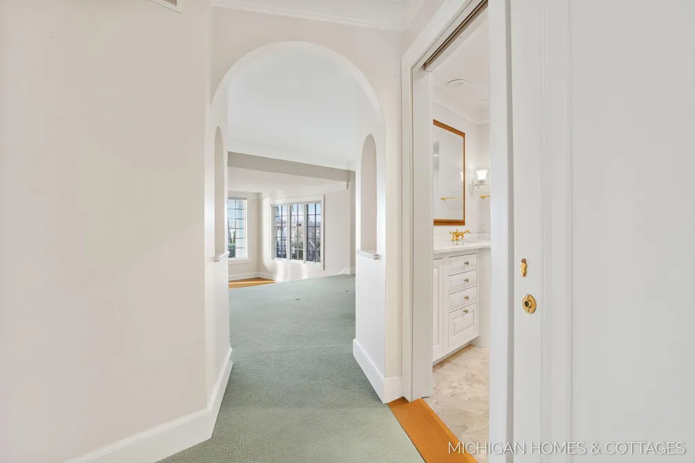 714 Shore Drive Park Township, MI 49424