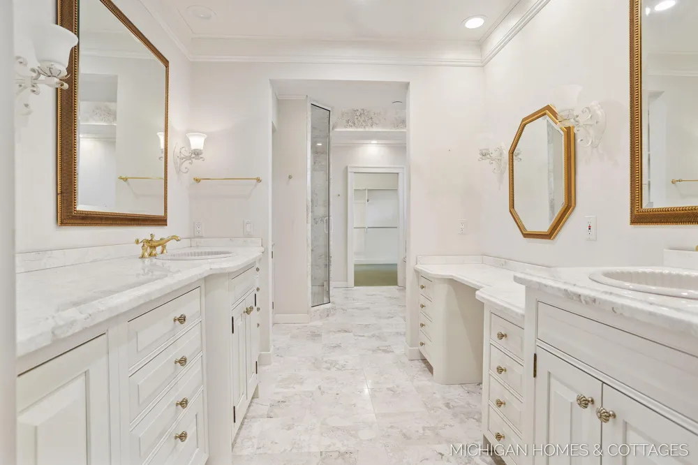 714 Shore Drive Park Township, MI 49424